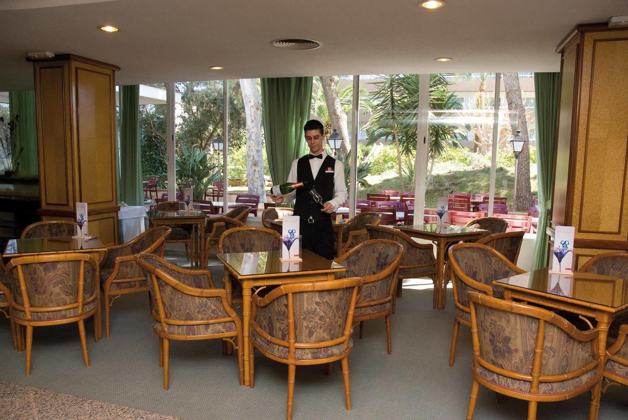 Hotel Riu Concordia 4*